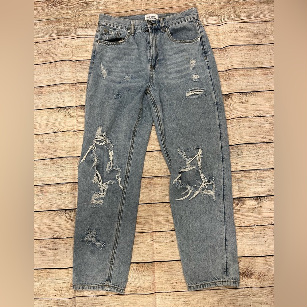 Light blue mom jean great distressing
